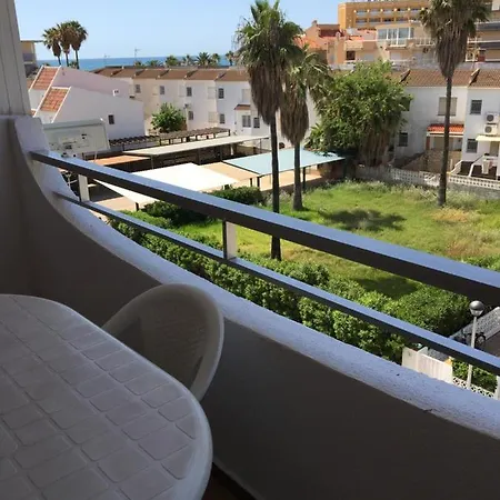 Bertur Voramar *